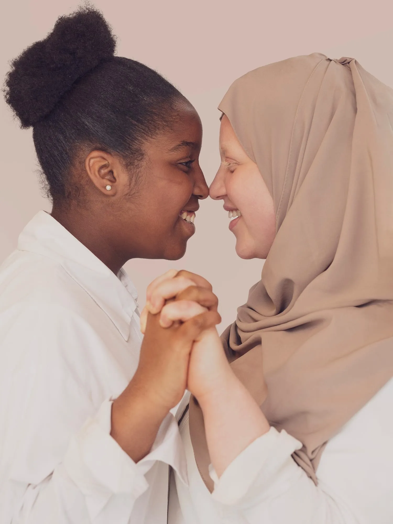 Photograph of a self-esteem session by Virginie Deronchêne, portrait photographer in Walloon Brabant