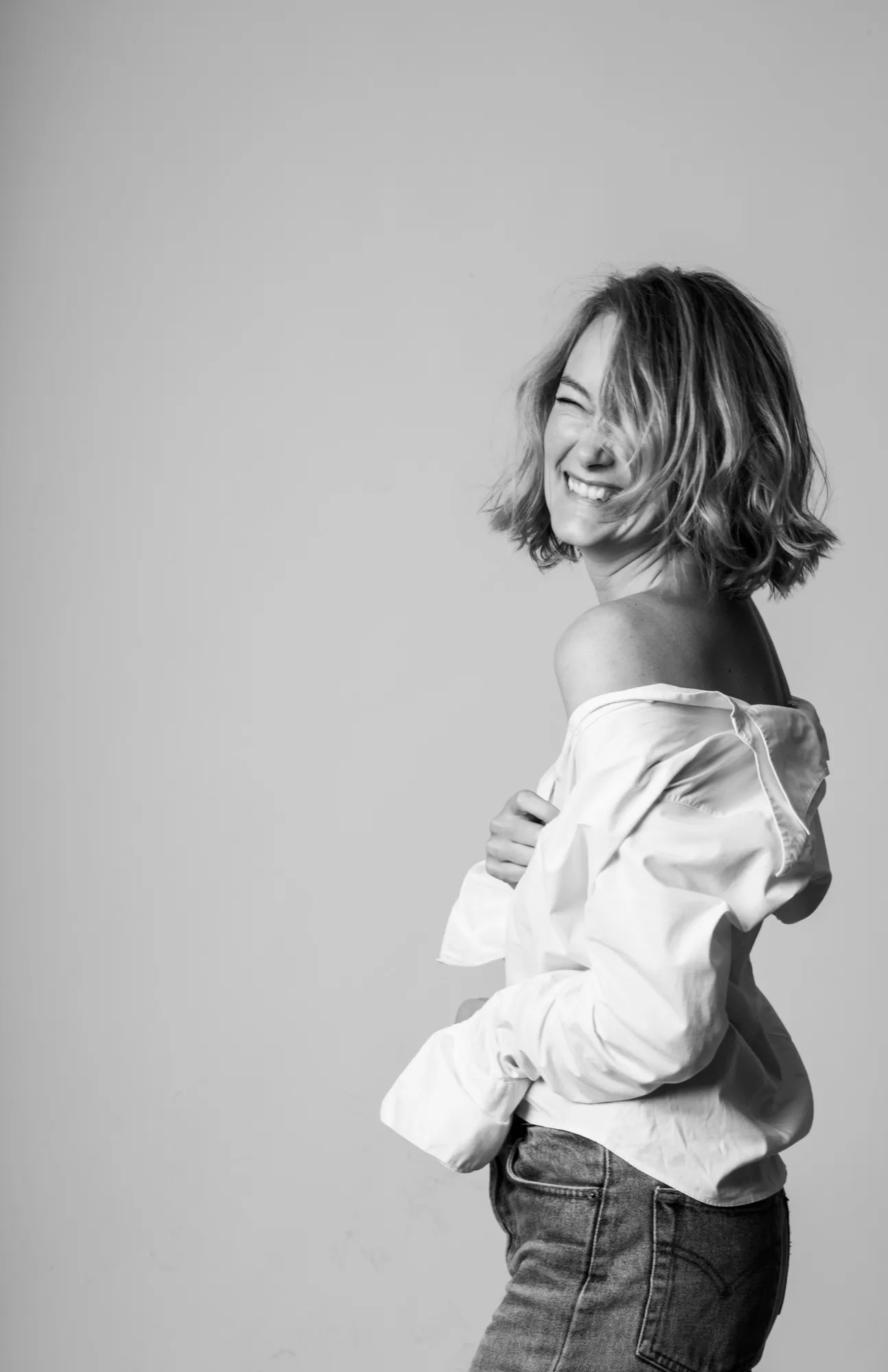Photograph of a studio portrait by Virginie Deronchêne, portrait photographer in Walloon Brabant